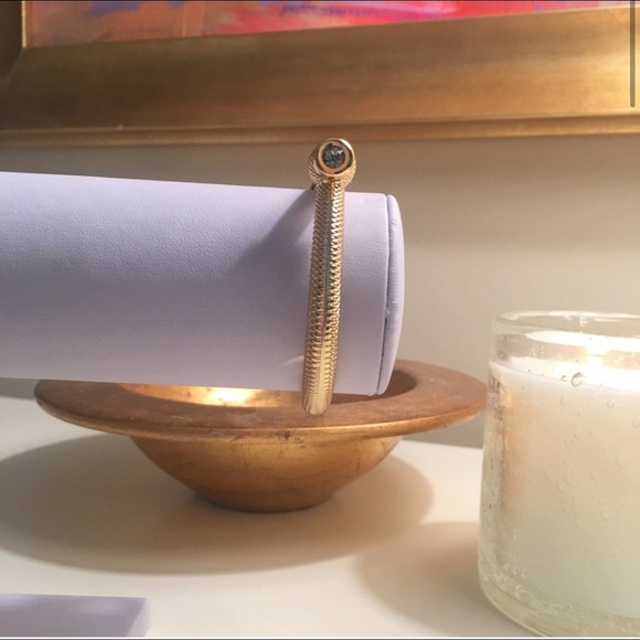 Jessica Elliot Highland Cuff - Picture 2 of 7